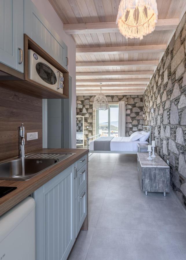 Hilltop Suites Milos Mytakas Esterno foto