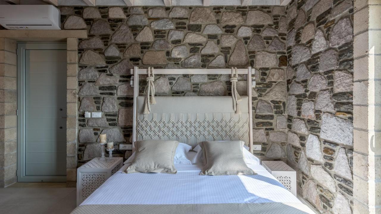 Hilltop Suites Milos Mytakas Esterno foto