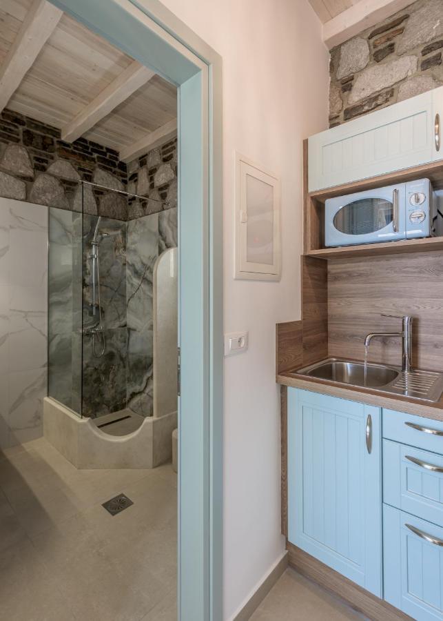 Hilltop Suites Milos Mytakas Esterno foto