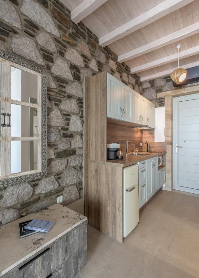 Hilltop Suites Milos Mytakas Esterno foto