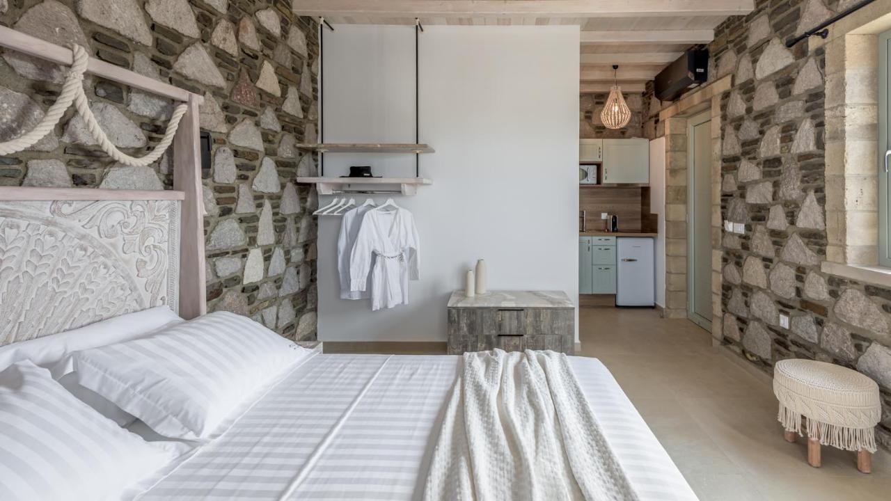Hilltop Suites Milos Mytakas Esterno foto